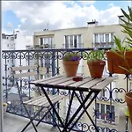 Appartement Lumineux Marche De L\'Olive Paris 18Eme